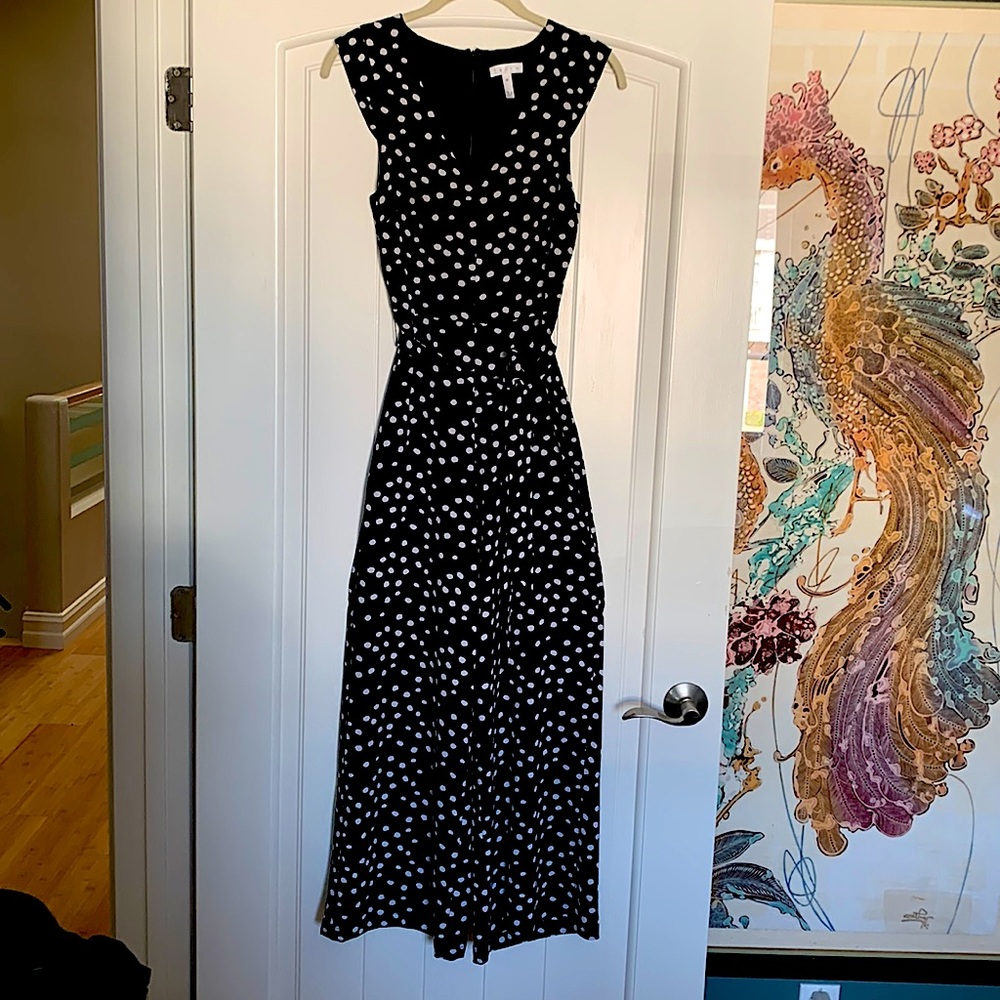 Polka dot jumper. Double lined. Sweetheart cut around the neck and shoulders.